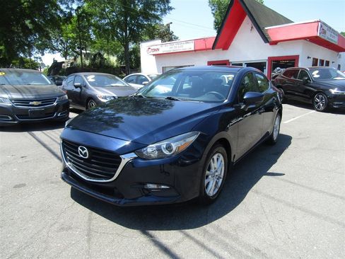 Used 2017 MAZDA MAZDA3 Sport w/ Preferred Equipment Package FWD image 1