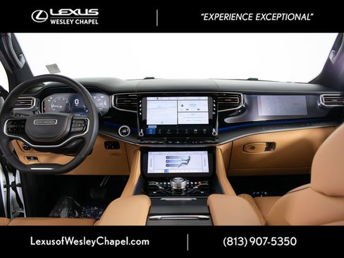 Used 2024 Jeep Grand Wagoneer Series III w/ Quick Order Packagew 28T AWD/4WD image 27