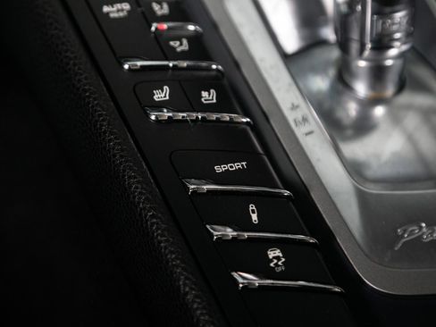 Used 2015 Porsche Panamera 4dr HB 4 image 46