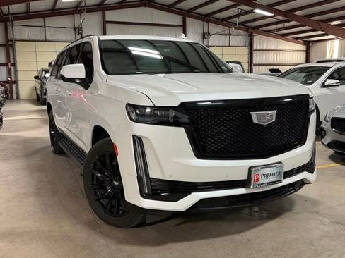 Used 2022 Cadillac Escalade ESV Sport w/ LPO, ONYX Package image 1