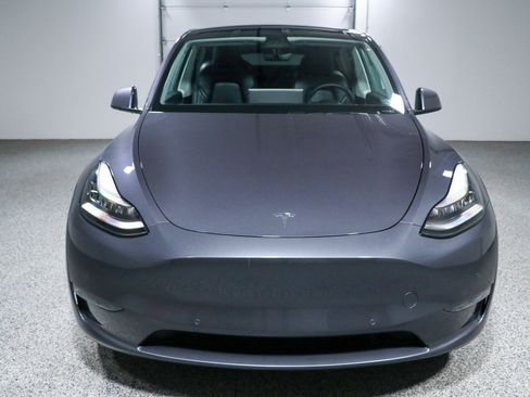 Used 2020 Tesla Model Y Long Range AWD/4WD image 4