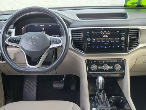 Used 2022 Volkswagen Atlas SE image 6