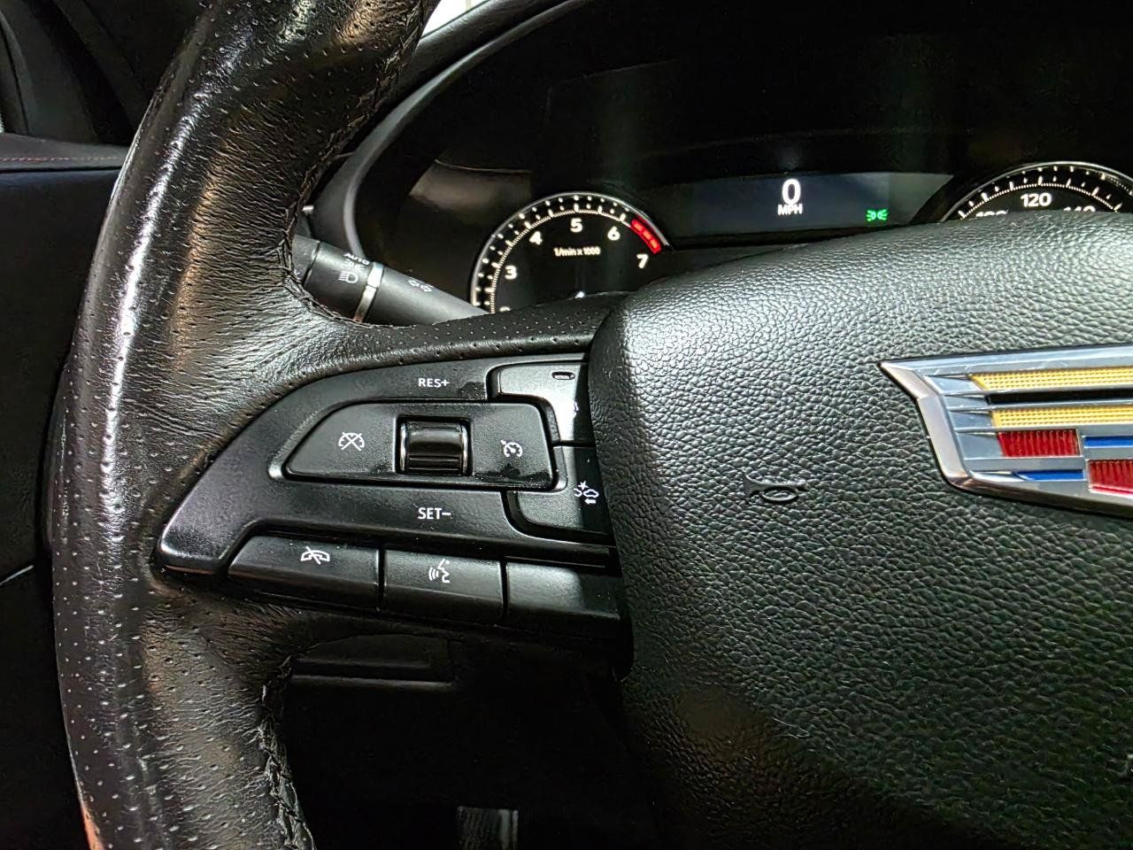 Used 2019 Cadillac XT4 Sport FWD image 30