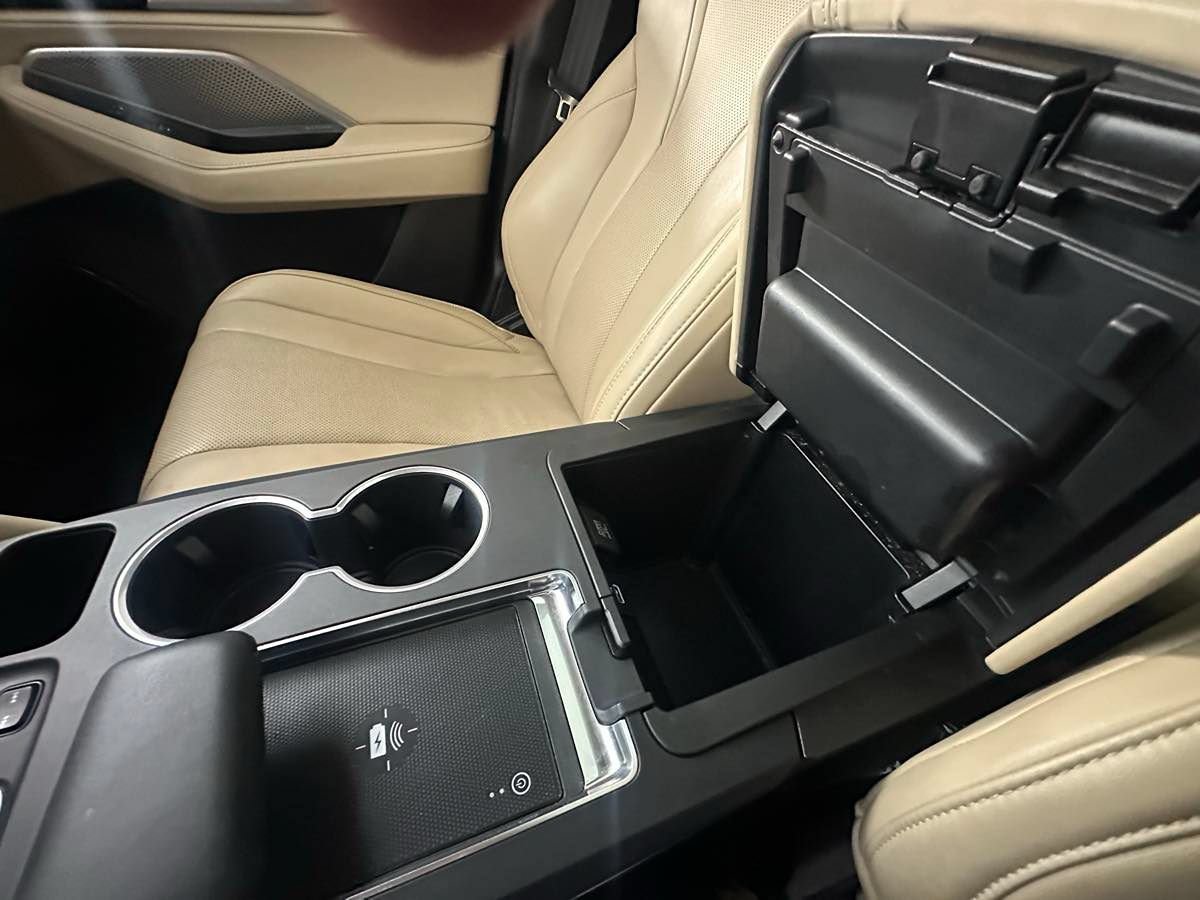 Used 2022 Acura MDX w/ Technology Package AWD/4WD image 45