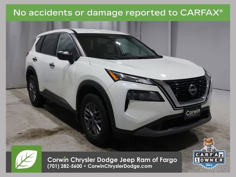 Used 2022 Nissan Rogue S image 1