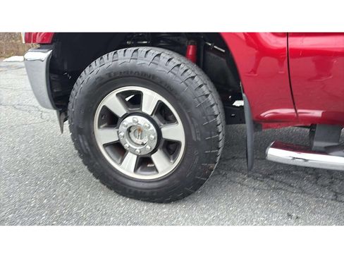 Used 2016 Ford F250 Lariat w/ Lariat Interior Package image 24