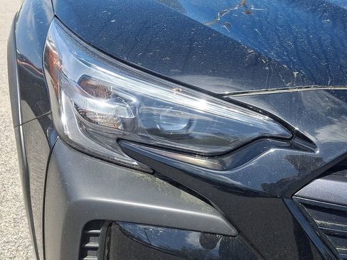 Used 2025 Subaru Outback Limited AWD/4WD image 9