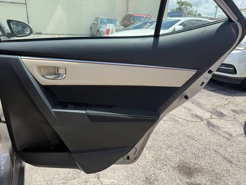 Used 2014 Toyota Corolla LE FWD image 24