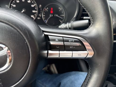 Used 2019 MAZDA MAZDA3 AWD Sedan w/ Preferred Package image 38