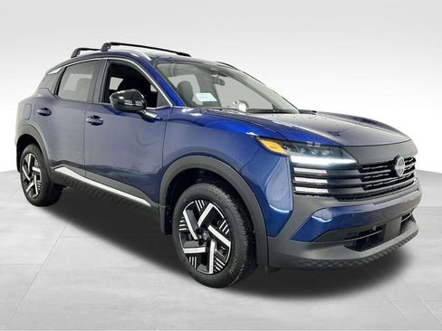 New 2026 Nissan Kicks SV image 1