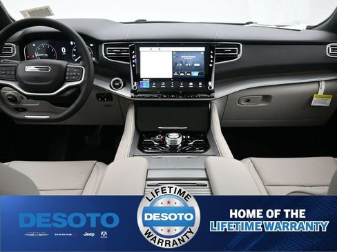 New 2026 Jeep Grand Wagoneer Limited AWD/4WD image 17