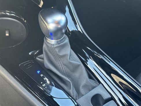 Used 2021 Toyota C-HR XLE image 25