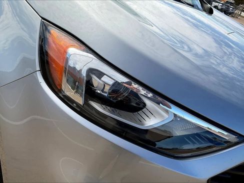 Used 2022 Ford Edge SE w/ Black Appearance Package image 30