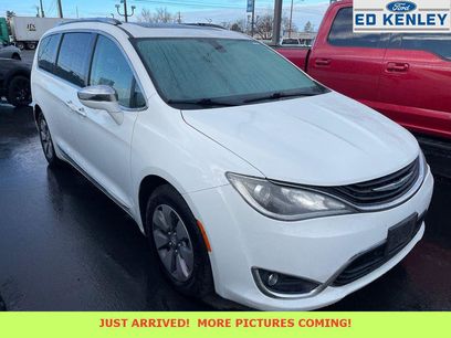 Used 2019 Chrysler Pacifica Limited