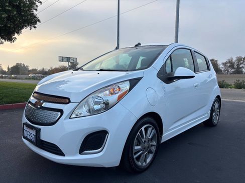 Used 2014 Chevrolet Spark LT image 5