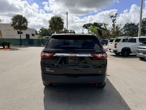 Used 2020 Chevrolet Traverse LT FWD image 6