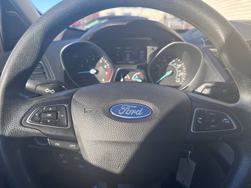 Used 2018 Ford Escape SE w/ SE Sync 3 Package image 19