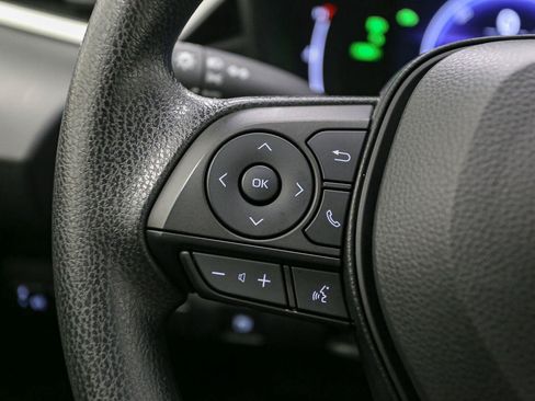 Certified 2026 Toyota Corolla LE AWD/4WD image 30