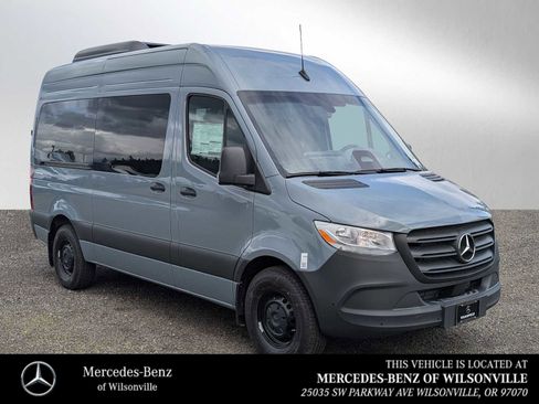 New 2025 Mercedes-Benz Sprinter 2500 image 1