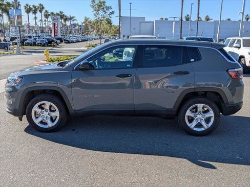 Certified 2023 Jeep Compass Sport image 8