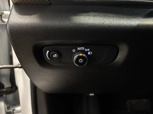 Used 2023 Chevrolet Traverse Premier w/ Redline Edition AWD/4WD image 16