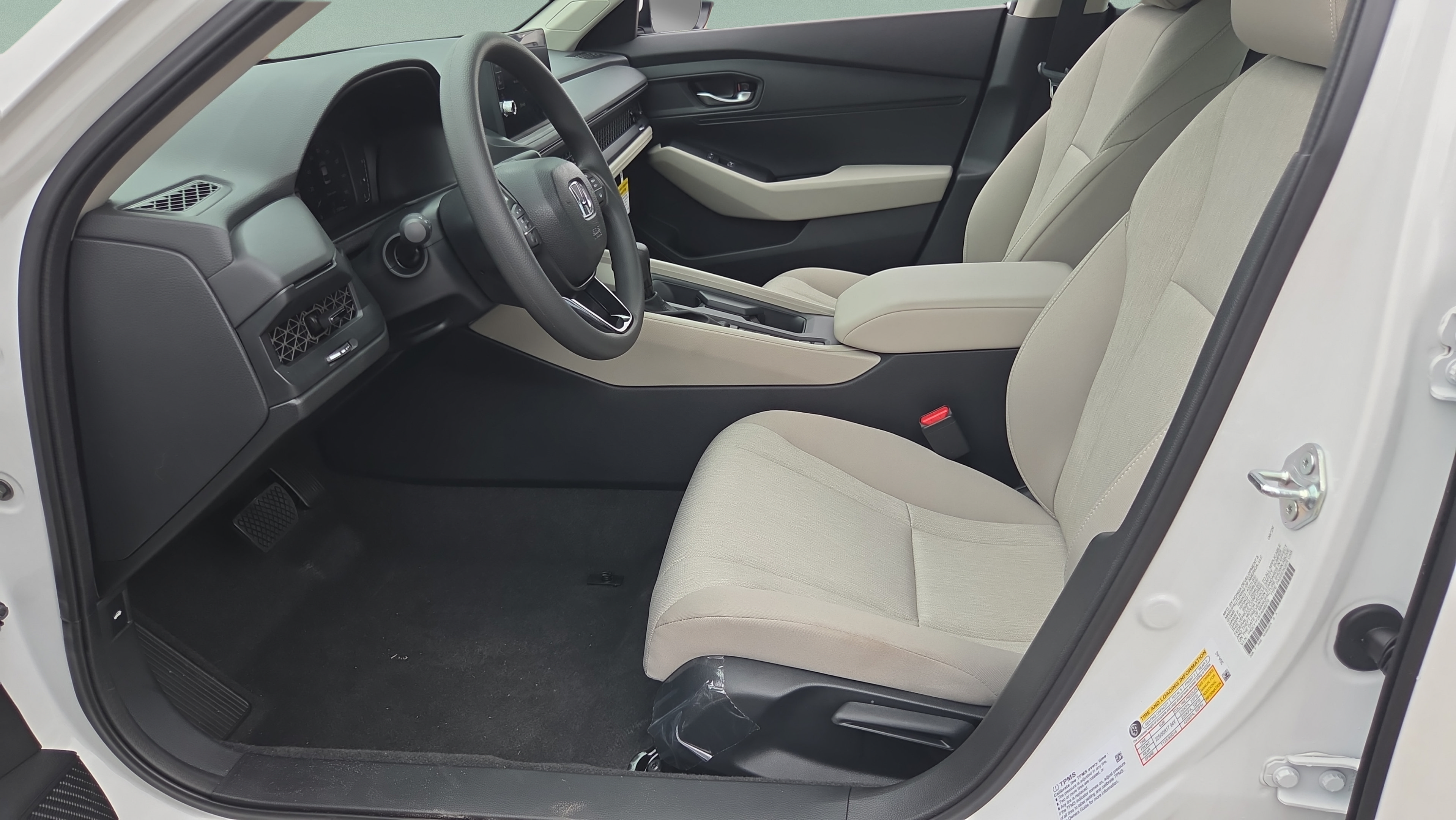 New 2026 Honda Accord LX image 9