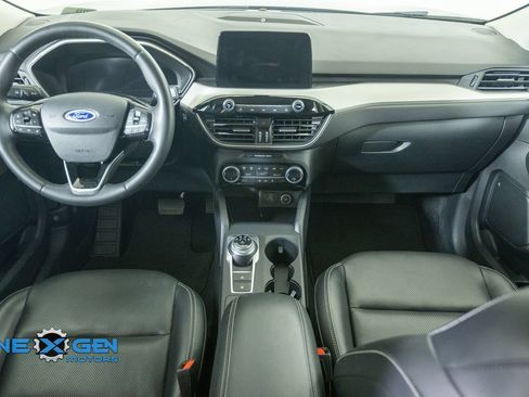 Used 2021 Ford Escape SEL w/ Technology Package AWD/4WD image 32