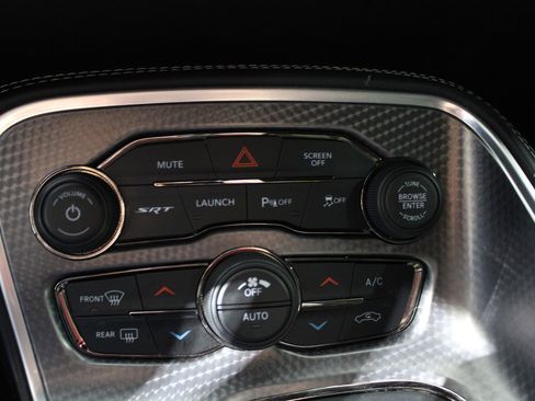 Used 2021 Dodge Challenger SRT Hellcat image 36