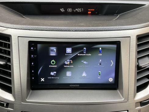 Used 2010 Subaru Outback 2.5i Limited image 13