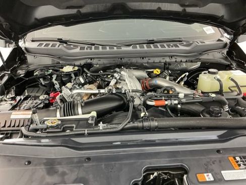 Used 2025 Ford F350 Platinum w/ Tremor Off-Road Package AWD/4WD image 34