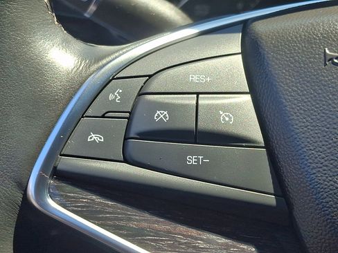 Used 2023 Cadillac XT5 Premium Luxury AWD/4WD image 22