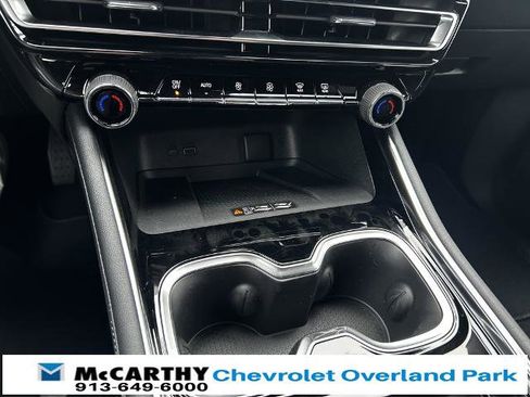 New 2026 Chevrolet Traverse LT image 15