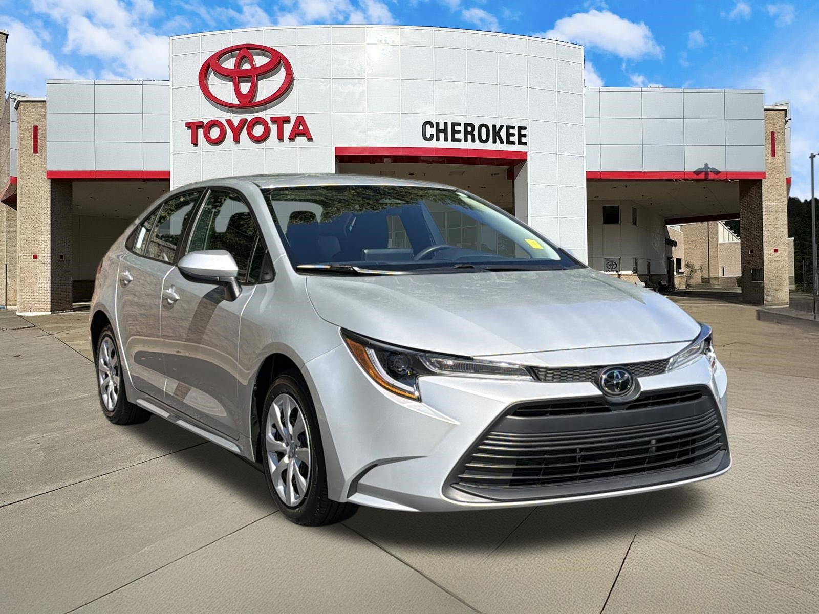 Used 2024 Toyota Corolla LE FWD image 3