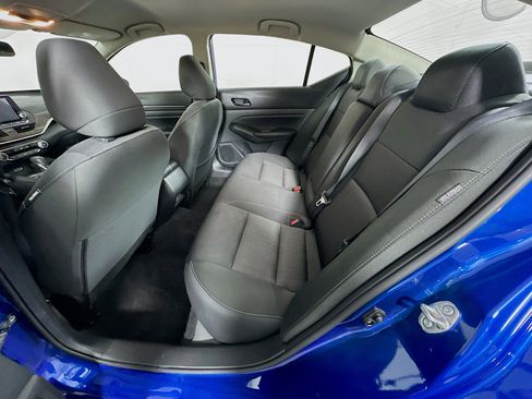 Used 2025 Nissan Altima 2.5 SV image 25