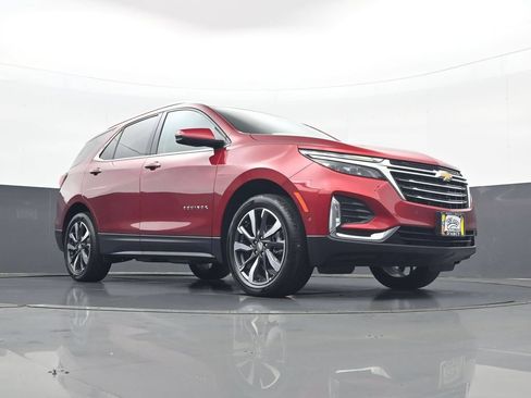 Used 2024 Chevrolet Equinox Premier AWD/4WD image 32