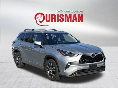 Used 2022 Toyota Highlander XLE