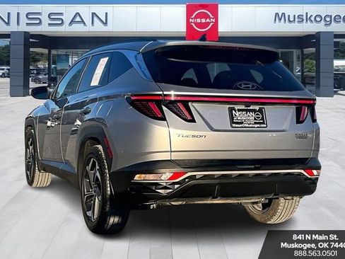 Used 2023 Hyundai Tucson SEL w/ Convenience Package image 4