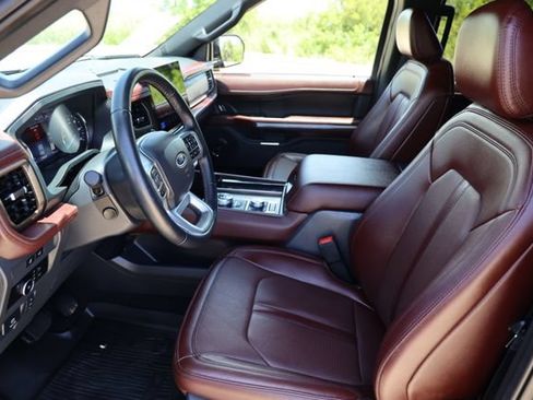 Used 2024 Ford Expedition Max Limited w/ Excursion Package AWD/4WD image 10