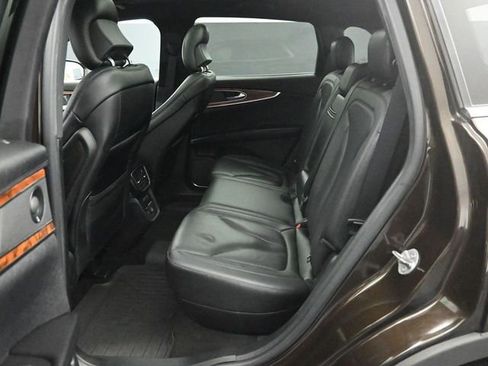 Used 2019 Lincoln Nautilus Reserve w/ Driver Assistance Package image 21