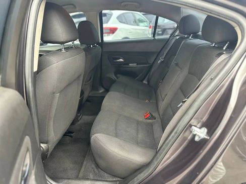 Used 2016 Chevrolet Cruze LT w/ Technology Package image 27