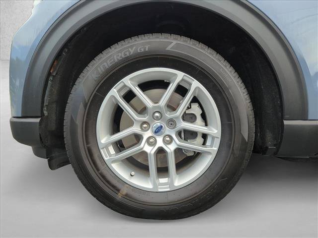 Used 2025 Ford Explorer Active RWD image 24