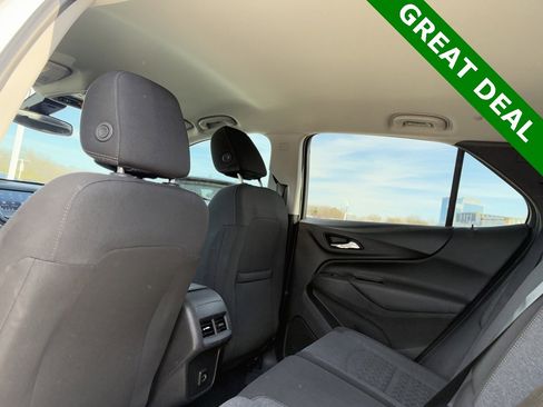 Used 2023 Chevrolet Equinox LT image 34