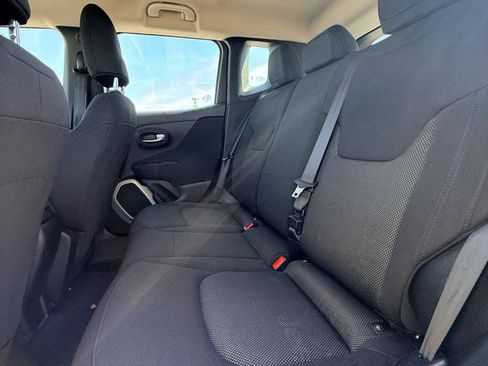 Used 2016 Jeep Renegade Sport w/ Power & Air Group FWD image 10
