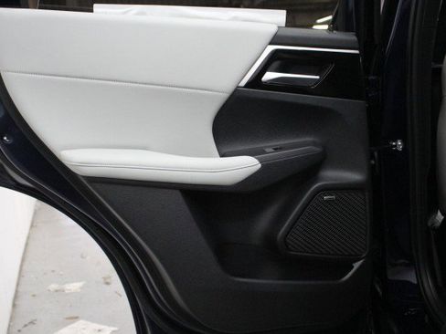 New 2026 Mitsubishi Outlander SE image 26