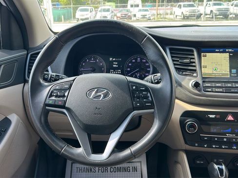 Used 2016 Hyundai Tucson Limited w/ Option Group 03 FWD image 19