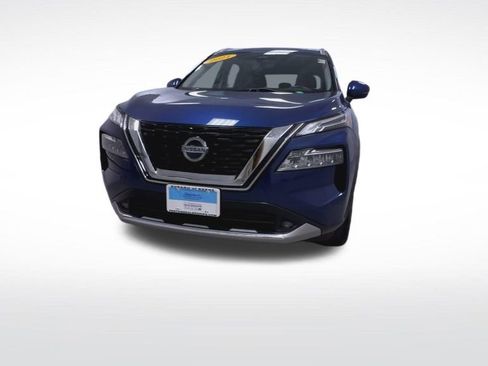 Used 2021 Nissan Rogue Platinum AWD/4WD image 3