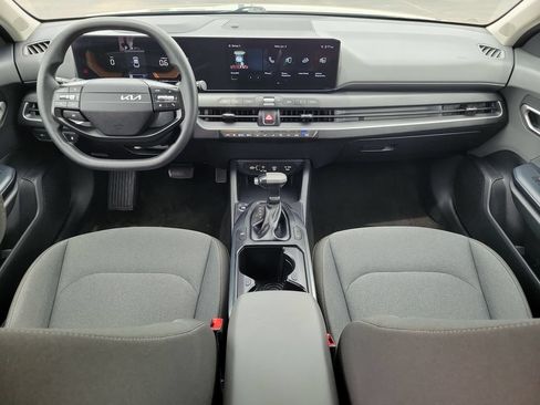 Used 2025 Kia K4 FWD image 14