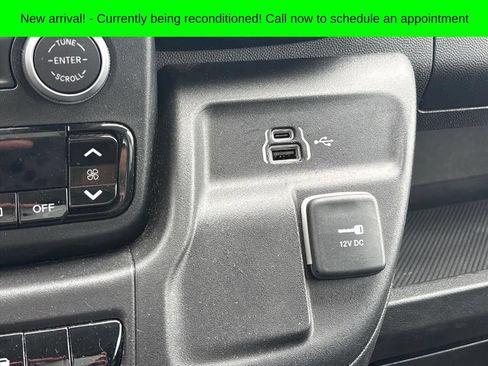 Used 2025 RAM ProMaster 2500 w/ U-Haul Equipment Group FWD image 17