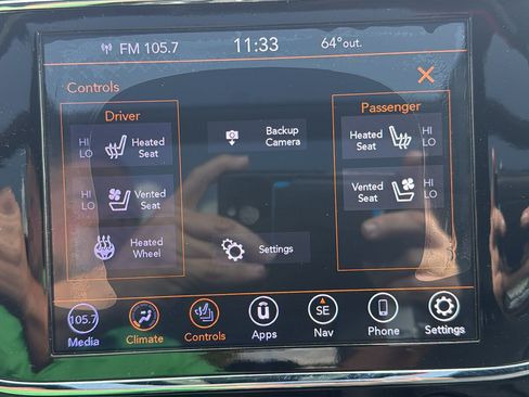 Used 2019 Jeep Grand Cherokee Overland AWD/4WD image 21