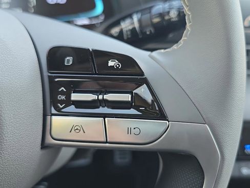 New 2026 Hyundai Elantra Sport FWD image 25